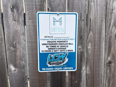 5 modern apts near nightlife & attractions Apartment in Indianapolis