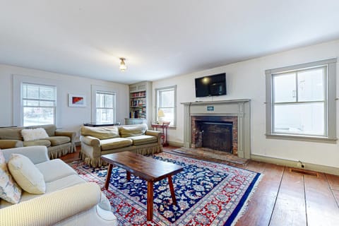 Bayberry Farmhouse House in Weston