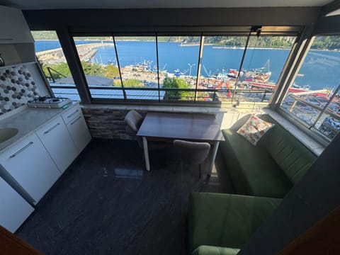 Natural landscape, Seating area, Dining area, Sea view