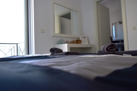 Mountain view, Sea view