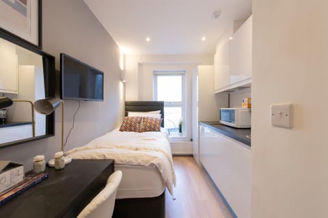 Bed, TV and multimedia, Kitchen or kitchenette, Bedroom, minibar, towels