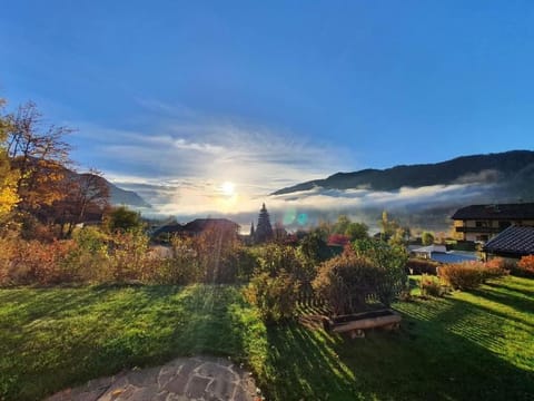Nearby landmark, Natural landscape, Lake view, Mountain view, Sunrise