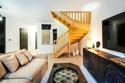 MAISON LUXE ET CONFORT L'Escapade De Bali House in Metz