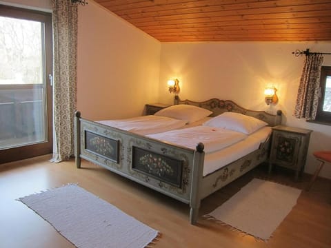 Waldgasthof Pension Baodwirt Bed and Breakfast in Rosenheim