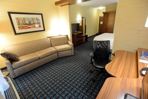 Fairfield Inn & Suites by Marriott Bowling Green Hotel in Bowling Green
