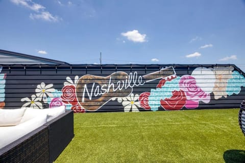 LUXURY DOUBLE TOWNHOMES with TWO HUGE SKY ROOFTOPS House in Nashville