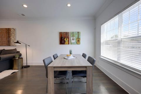 Music City Townhome Great For Groups House in Nashville