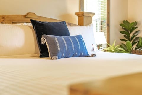 Red Rock Vista Cabin- Relaxing Spring Getaway Cabin in Buffalo River