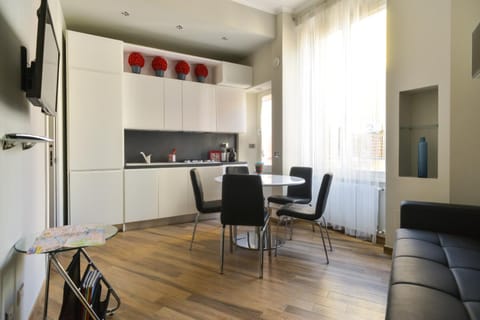 Kitchen or kitchenette, Living room