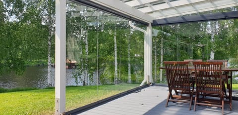 Patio, Spring, Day, Natural landscape, Garden, View (from property/room), Balcony/Terrace, Dining area, Garden view