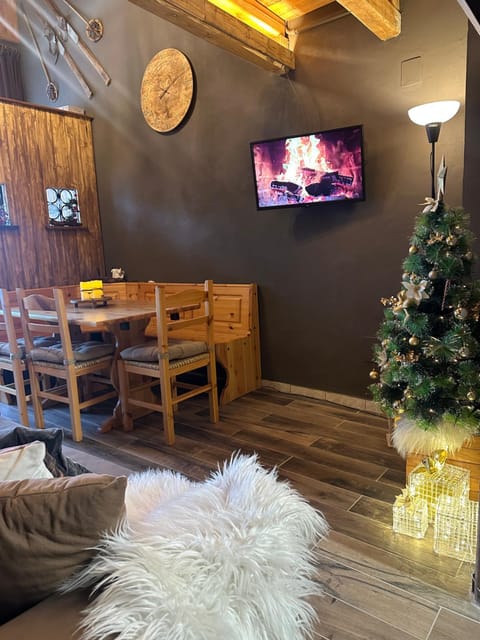 Loft in Piazza Dodero A due passi dalle piste Apartment in Prato Nevoso