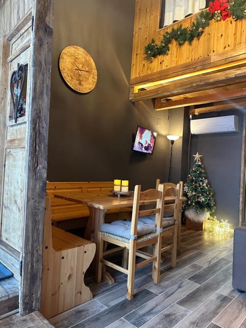 Loft in Piazza Dodero A due passi dalle piste Apartment in Prato Nevoso