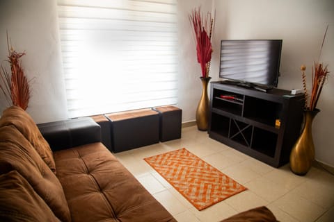 Communal lounge/ TV room, TV and multimedia, Living room