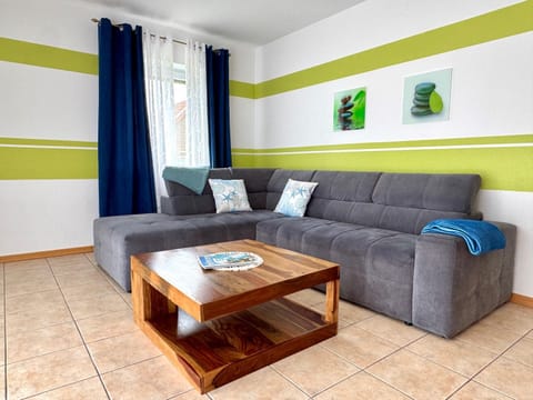 Ferienwohnung Krabbe 1 in Bensersiel mit Garten & Terrasse Apartment in Esens