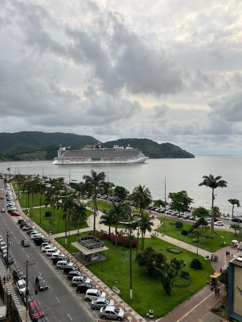 Mountain view, River view, Sea view, Location