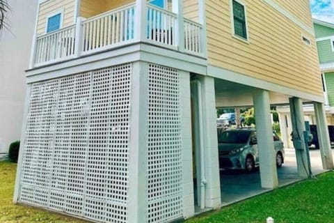 Property building, Parking