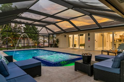 Pool view, Swimming pool, Swimming pool