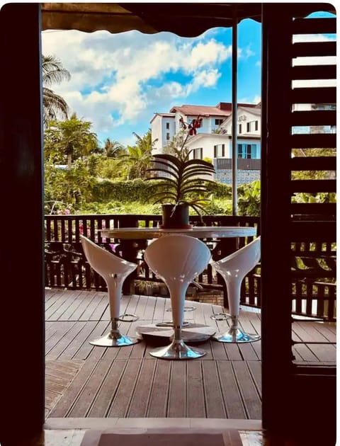 Patio, Natural landscape, Balcony/Terrace, Dining area