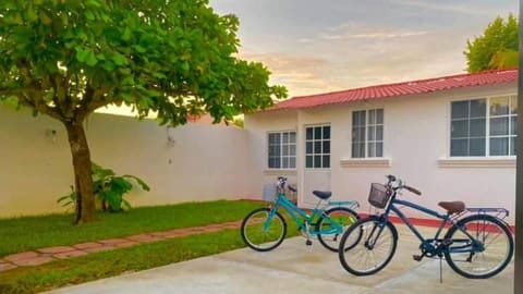 Maddie House cerca del Río y del Mar House in Tecolutla