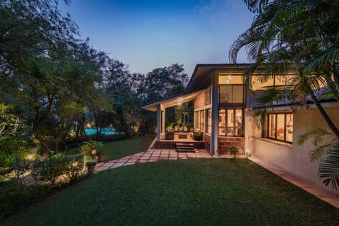 Property building, Garden, Garden view