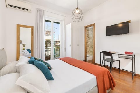 Bed, Photo of the whole room, Bedroom, wardrobe