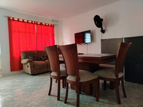 TV and multimedia, Living room, Dining area
