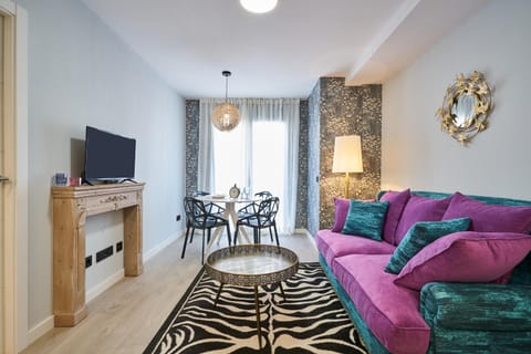 Communal lounge/ TV room, Living room