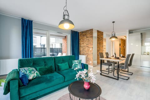 Kitchen or kitchenette, Living room, Seating area