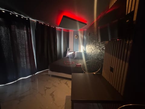 Love Room Balneo Menton Apartment in Roquebrune-Cap-Martin