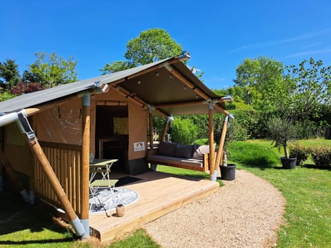 Zeeuwse Landhoeve Safaritent Luxury tent in Brouwershaven