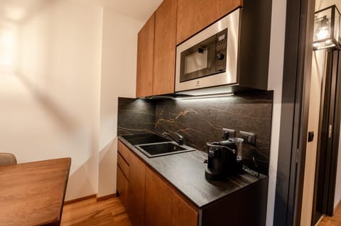 Coffee/tea facilities, Kitchen or kitchenette