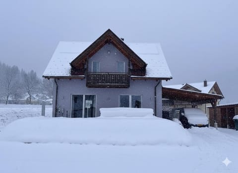 Villa Sonnenpiste House in Carinthia, Austria