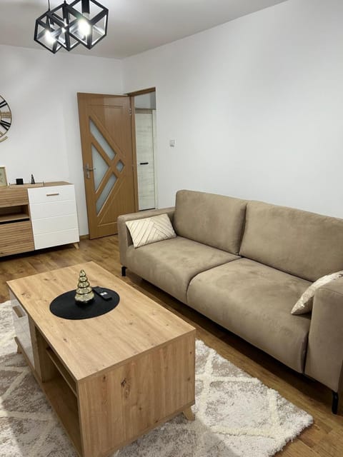 Jasminique Suite Apartment in Craiova