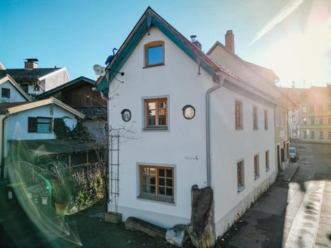 Property building, Street view