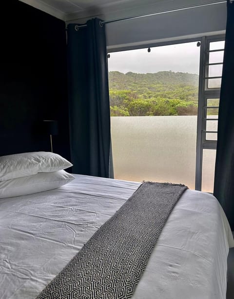 Bed, Natural landscape, View (from property/room), Photo of the whole room, Bedroom