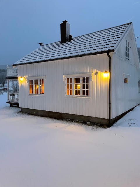 Marvelous farmhouse with amazing fjord and mountain view in Northern Norway House in Nordland, Norway