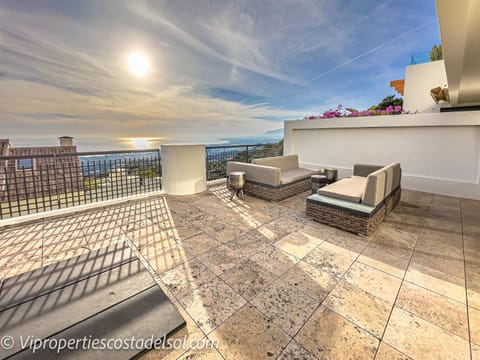 Balcony/Terrace, Sea view, Sunset