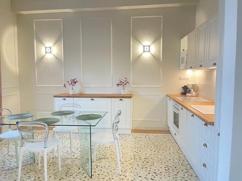 White Gem of Piraeus Apartment in Pireas