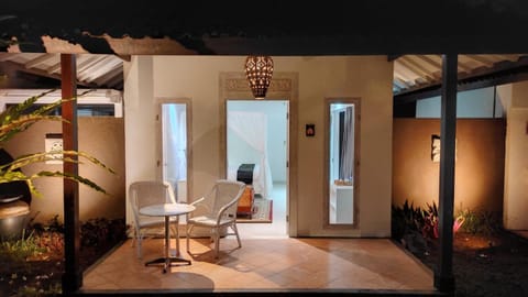 Night, View (from property/room), Balcony/Terrace, Garden view