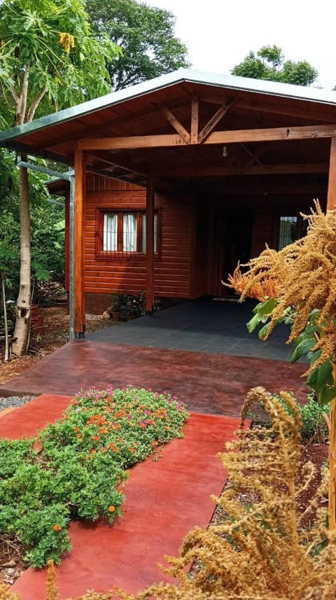 Facade/entrance, Off site, Natural landscape, Garden view