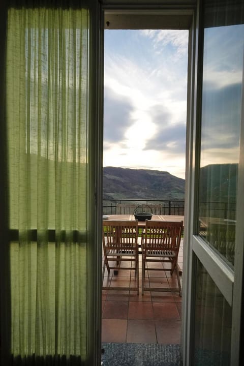 Balcony/Terrace, Garden view