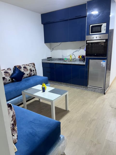Kitchen or kitchenette, Seating area