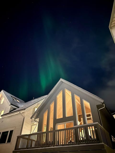 Property building, Night