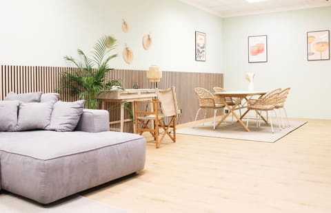 Living room, Dining area