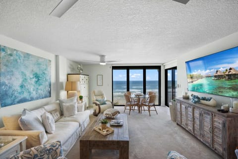 Vast Ocean Views Pool Patio Tennis House in Crescent Beach