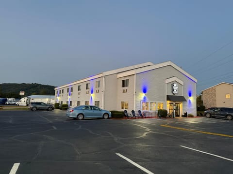 Property building, Parking