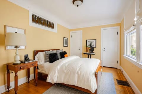 Nob Hill Charm Bed and Breakfast in San Francisco