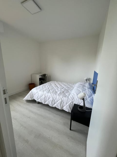 Chambres 1 double Grand loft Lorient centre Bed and Breakfast in Lorient