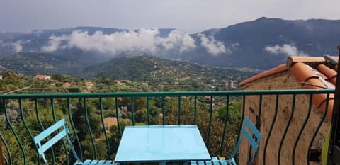Balcony/Terrace, Living room, Mountain view, Sea view