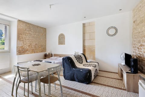 Property building, Living room, Bedroom